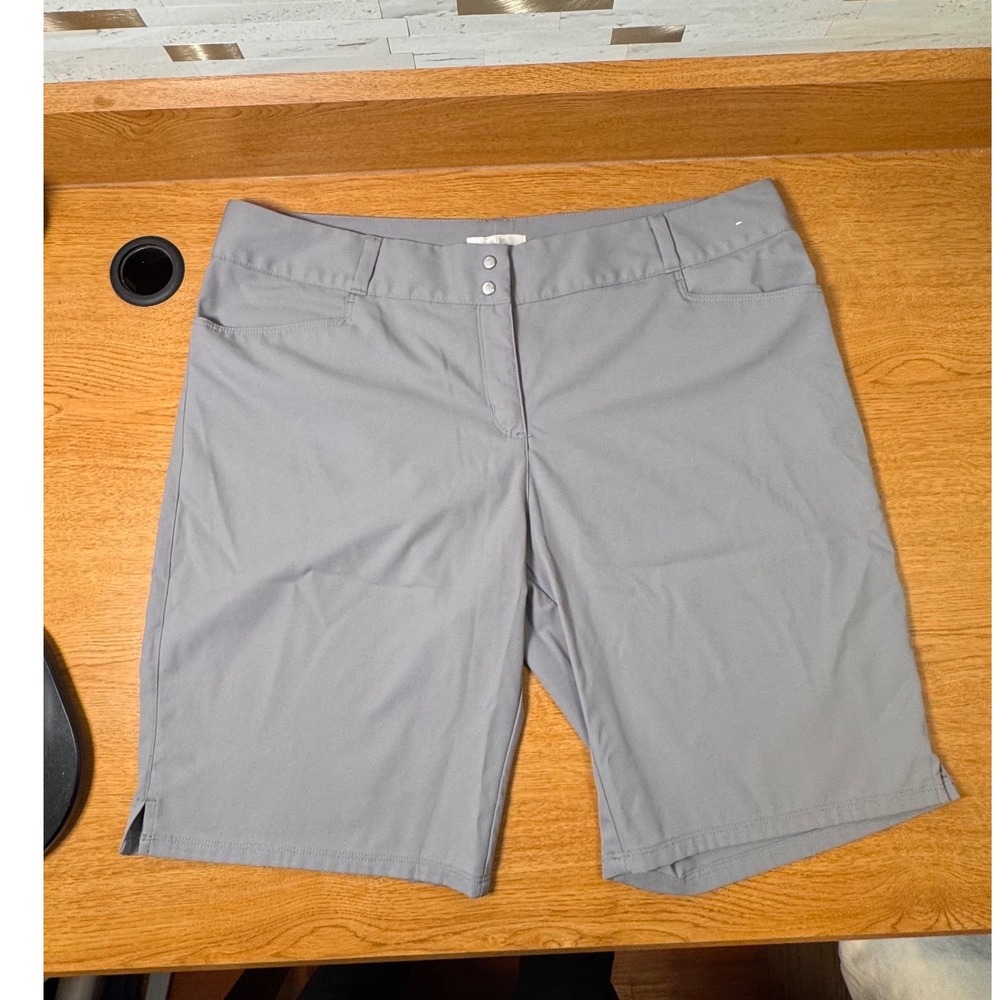 Women's Grey Golf Shorts Size 14 Quick Dry 9.5" Inseam Double Snap